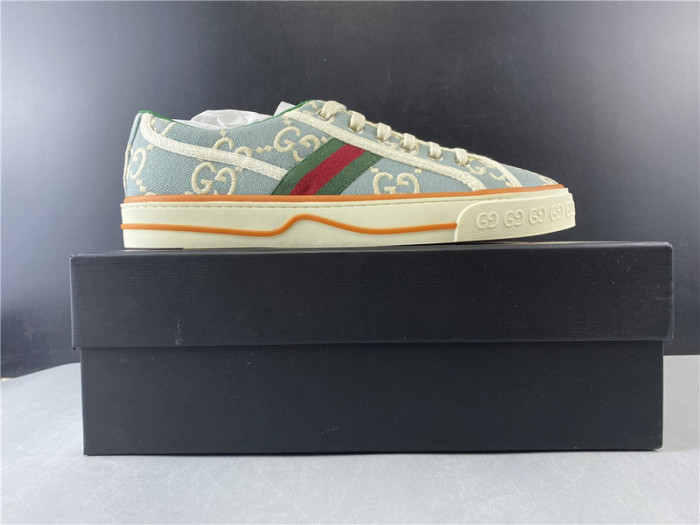 G*u*i SS20 1977 SERIES E1124