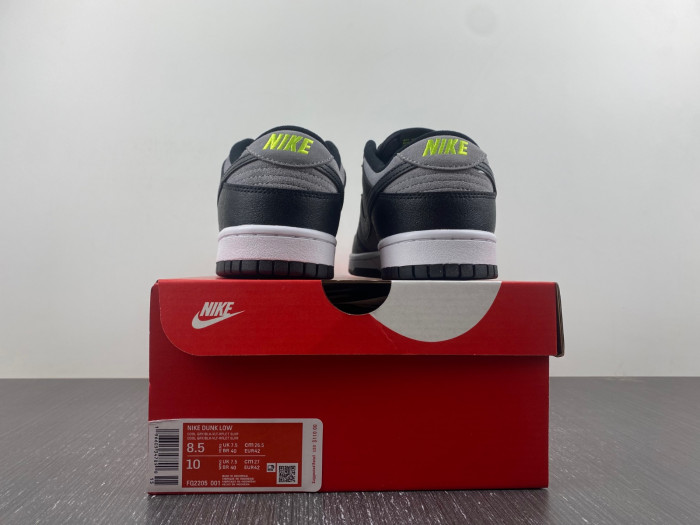 nike dunk low black grey strike fq2205-001