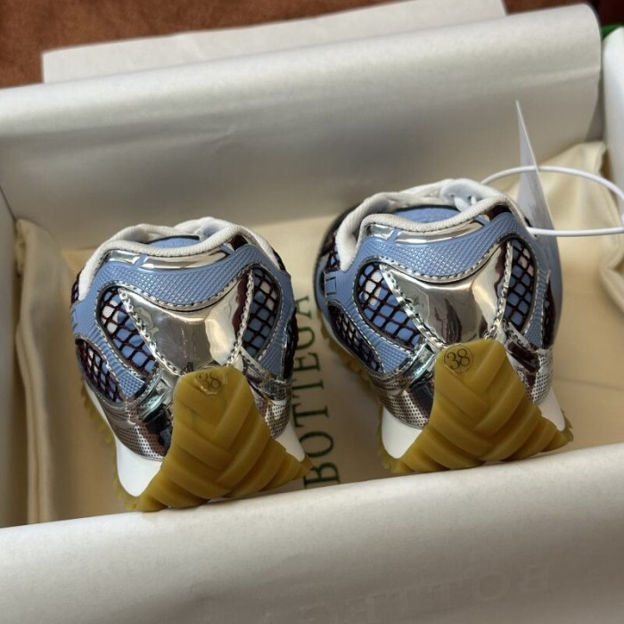 Bo*te*ga Ve*ne*ta BV060