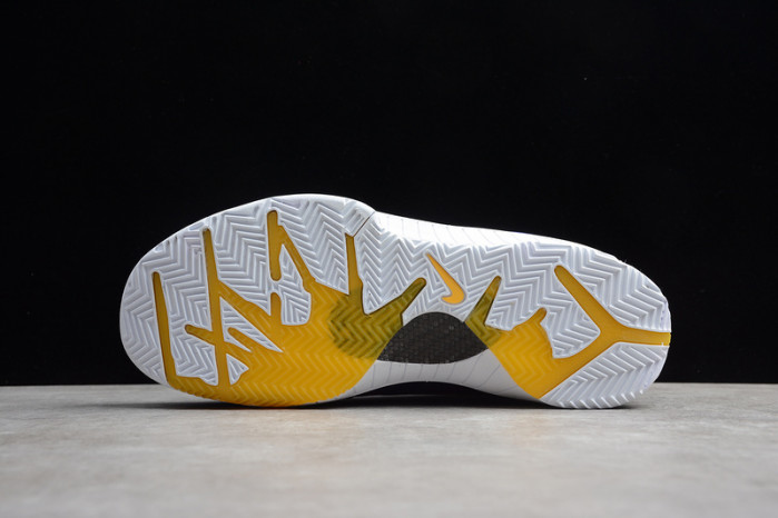 zoom kobe 4 purple/black/white cq3869-500