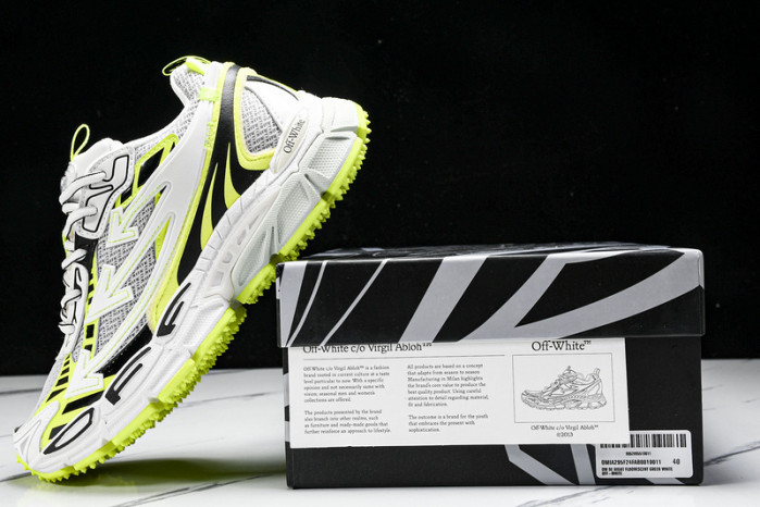 Off-White c/o Virgil Abloh