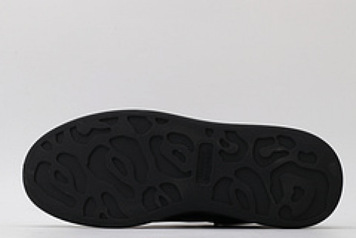 Ale*d*r M*Q*en E2702