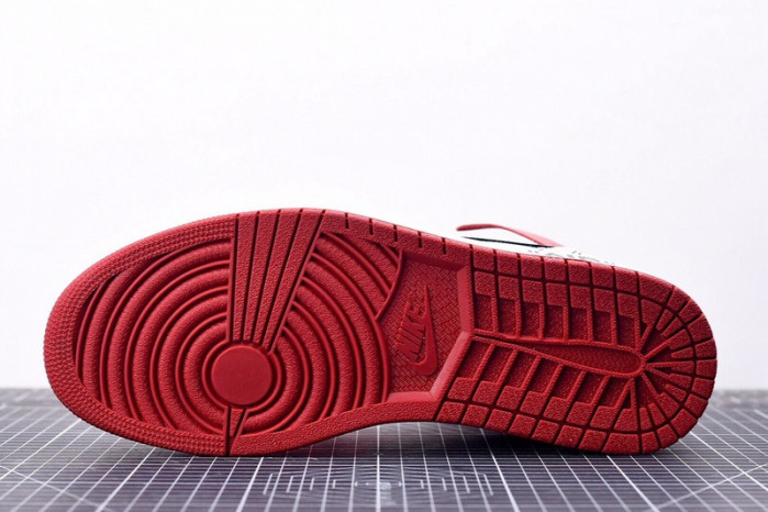 air jordan 1 x ow chicago aa3834-101